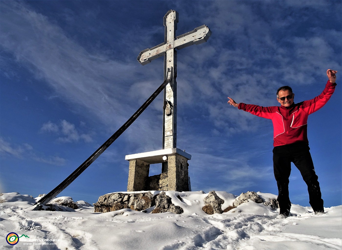 73  La mia prima salita  in Alben- Cima Croce (1978 m)  da Cornalba con neve e in solitaria.JPG -                                